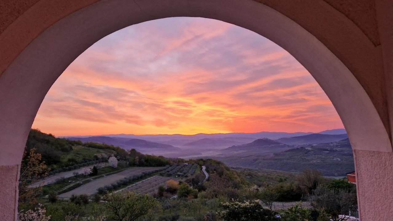 Apartment Cristina With Stunning View Vižinada Exterior foto